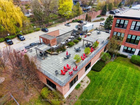 Photo 1 at 302 - 543 Timothy Street, Central Newmarket, Newmarket