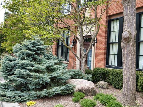 Photo 22 at 302 - 543 Timothy Street, Central Newmarket, Newmarket