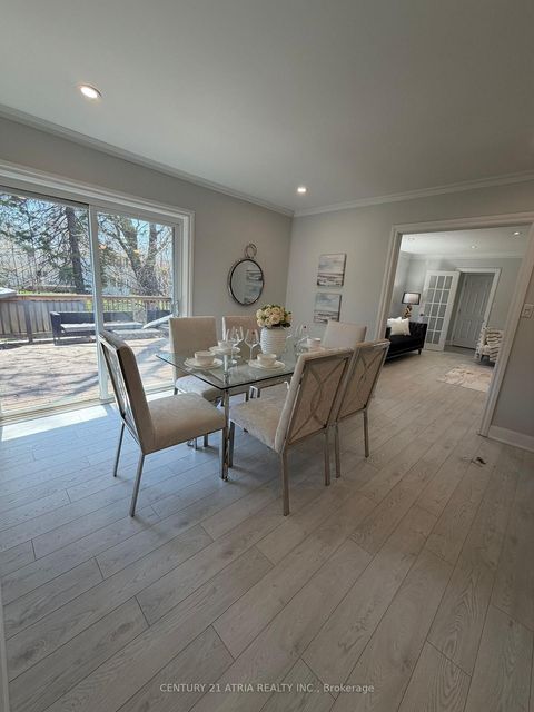 Photo 9 at 27 Waterbend Drive, Keswick South, Georgina