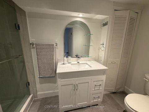 Photo 10 at 27 Waterbend Drive, Keswick South, Georgina