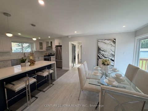 Photo 13 at 27 Waterbend Drive, Keswick South, Georgina