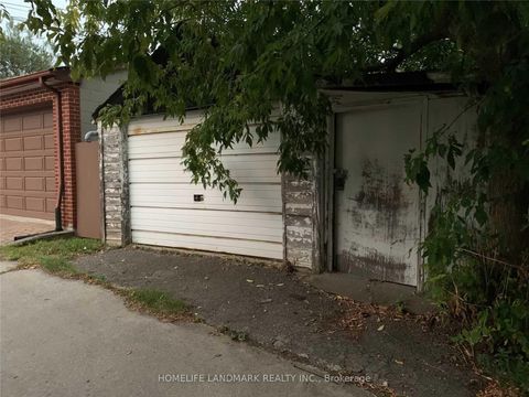 Photo 12 at 60 Greensides Avenue, Wychwood, Toronto