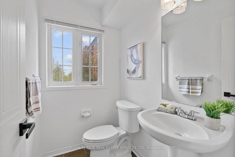 Photo 12 at 207 - 262 St Helens Avenue, Dufferin Grove, Toronto