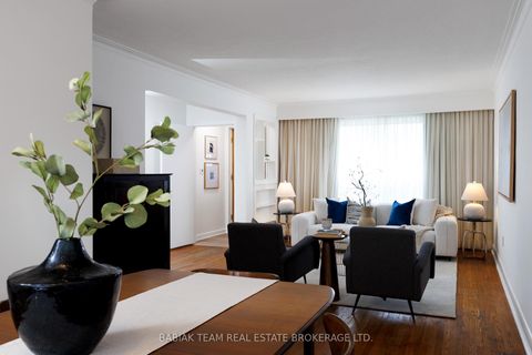 Photo 12 at 9 Camborne Avenue, CFB, Toronto