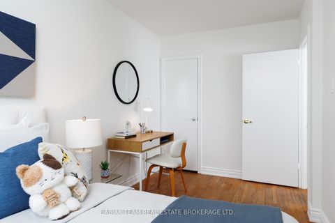 Photo 32 at 9 Camborne Avenue, CFB, Toronto