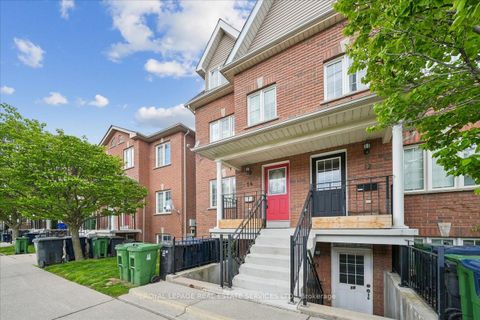 Photo 3 at 14 Connolly Street, Pellam Park, Toronto