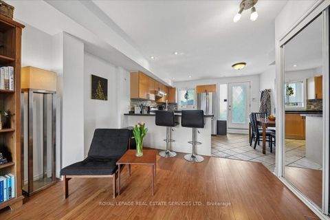 Photo 15 at 14 Connolly Street, Pellam Park, Toronto