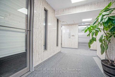 Photo 2 at 1001 - 235 Grandravine Drive, Jane Heights, Toronto