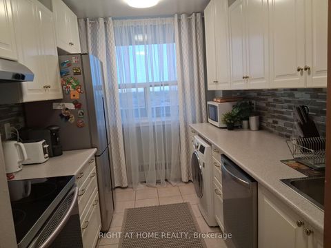 Photo 15 at 1001 - 235 Grandravine Drive, Jane Heights, Toronto