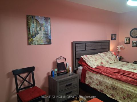 Photo 18 at 1001 - 235 Grandravine Drive, Jane Heights, Toronto