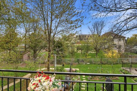 Photo 24 at 205 - 5877 Bathurst Street, Newtonbrook West, Toronto