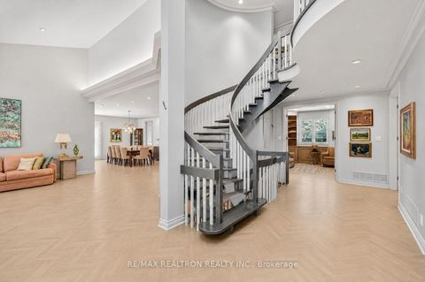 Photo 6 at 15 Sunforest Court, Newtonbrook West, Toronto