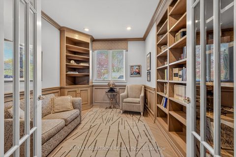 Photo 20 at 15 Sunforest Court, Newtonbrook West, Toronto