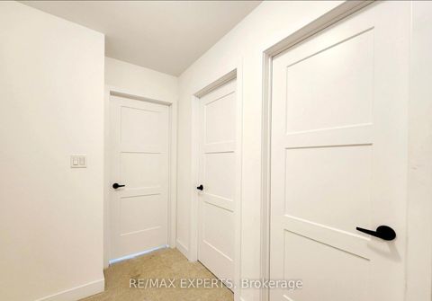 Photo 12 at 32 Silo Mews, Rural Barrie Southeast, Barrie