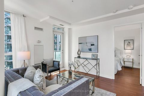 Photo 2 at 727 - 600 Fleet Street, Niagara, Toronto