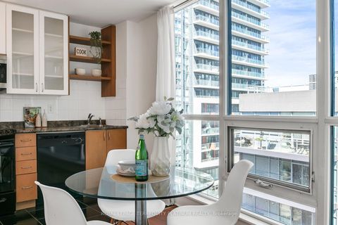 Photo 7 at 727 - 600 Fleet Street, Niagara, Toronto