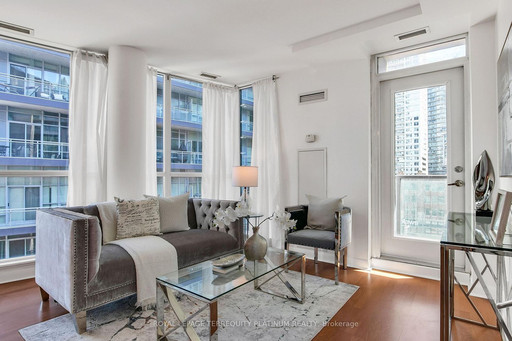 727 - 600 Fleet Street, Niagara, Toronto 