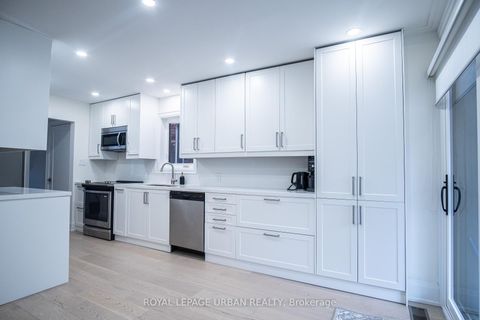 Photo 14 at 434 Westmount Avenue, Oakwood Village, Toronto