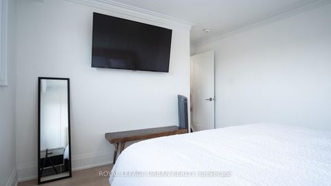 Photo 15 at 434 Westmount Avenue, Oakwood Village, Toronto