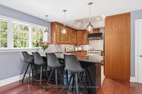 Photo 10 at 242 The Kingsway, Humber Valley, Toronto