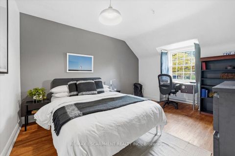 Photo 22 at 242 The Kingsway, Humber Valley, Toronto