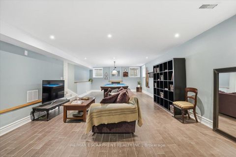 Photo 33 at 242 The Kingsway, Humber Valley, Toronto
