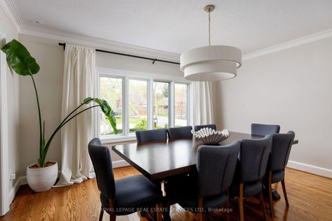 Photo 8 at 35 Bywood Drive, Rosethorn, Toronto