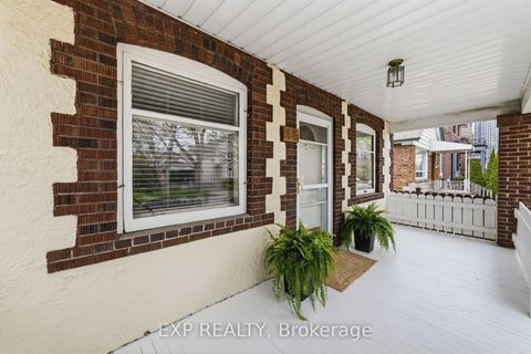 Photo 3 at 42 Clissold Road N, City Centre West, Toronto