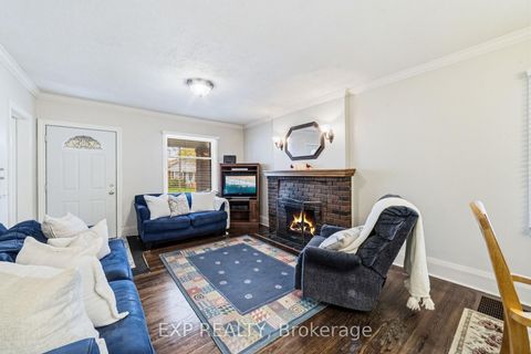 Photo 6 at 42 Clissold Road N, City Centre West, Toronto