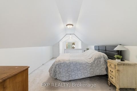 Photo 27 at 42 Clissold Road N, City Centre West, Toronto
