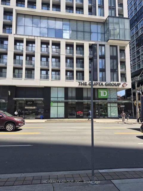 Photo 4 at 928 - 251 JARVIS Street, University, Toronto