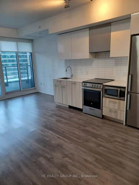 Photo 12 at 928 - 251 JARVIS Street, University, Toronto