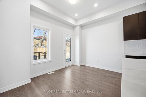 Photo 20 at 91 Danielle Moore Circle, Bendale, Toronto