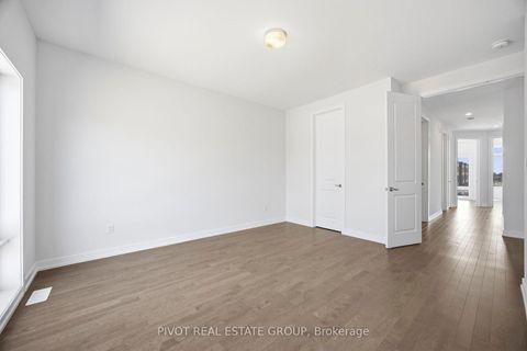 Photo 25 at 91 Danielle Moore Circle, Bendale, Toronto