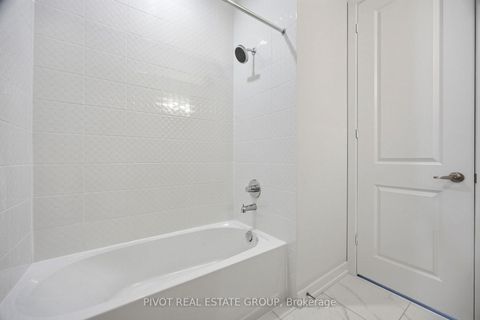 Photo 32 at 91 Danielle Moore Circle, Bendale, Toronto