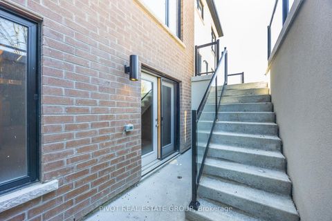 Photo 37 at 91 Danielle Moore Circle, Bendale, Toronto
