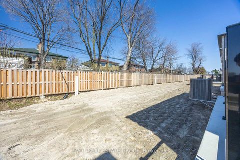 Photo 39 at 91 Danielle Moore Circle, Bendale, Toronto