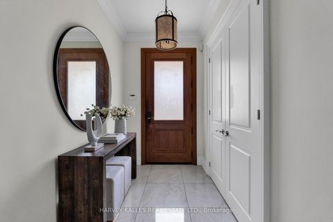 Photo 3 at 80 Lynnhaven Road, Lawrence, Toronto