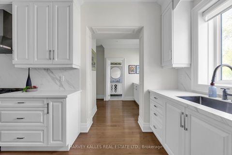 Photo 19 at 80 Lynnhaven Road, Lawrence, Toronto