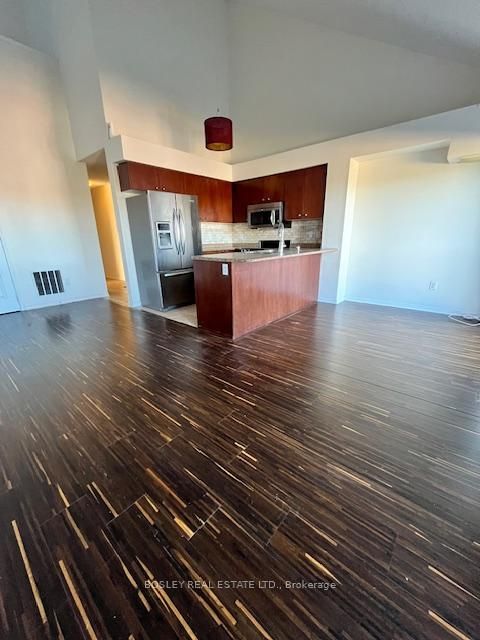 Photo 1 at 11 - 647 C Warden Avenue, Birchmount, Toronto