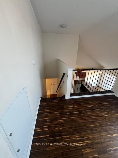 Photo 5 at 11 - 647 C Warden Avenue, Birchmount, Toronto