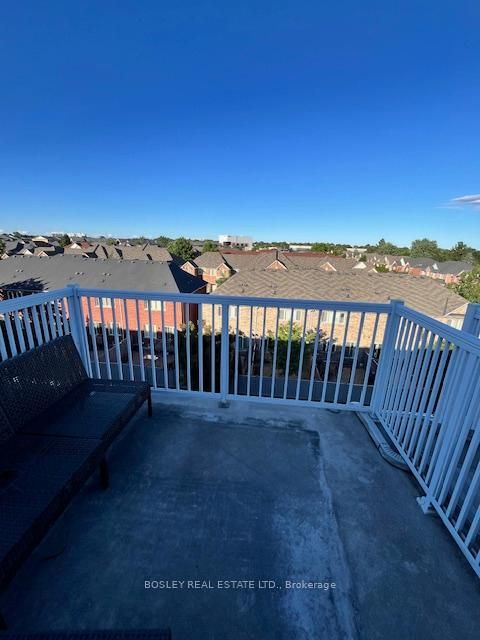 Photo 20 at 11 - 647 C Warden Avenue, Birchmount, Toronto