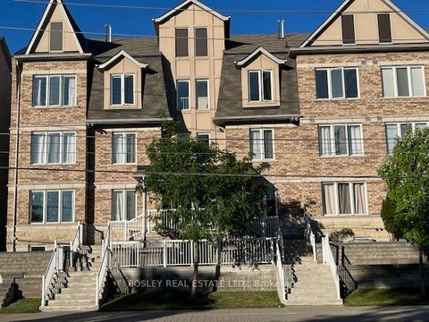 Photo 23 at 11 - 647 C Warden Avenue, Birchmount, Toronto