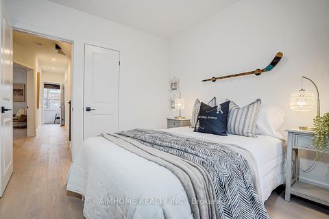 Photo 17 at 107 Glendale Avenue, Roncesvalles, Toronto