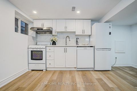 Photo 27 at 107 Glendale Avenue, Roncesvalles, Toronto