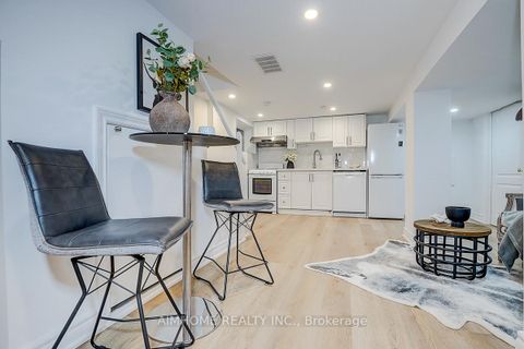 Photo 30 at 107 Glendale Avenue, Roncesvalles, Toronto