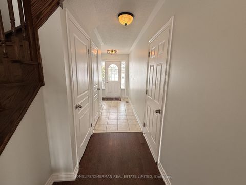 Photo 2 at 26 Wyndham Circle, Sutton & Jackson's Point, Georgina