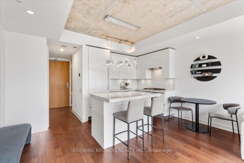 Photo 5 at PH1411 - 629 King St W Street, Waterfront Communities C1, Toronto