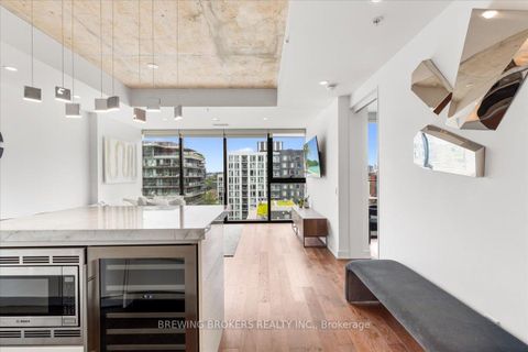 Photo 7 at PH1411 - 629 King St W Street, Waterfront Communities C1, Toronto
