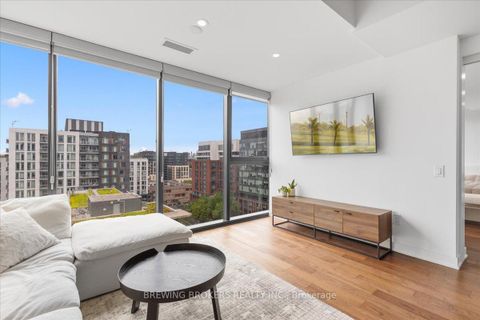 Photo 10 at PH1411 - 629 King St W Street, Waterfront Communities C1, Toronto